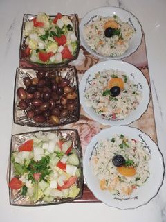 صورة لوصفة سلطة الارز و سلطة الخضار