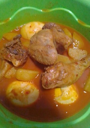 Foto resep Gulai ayam telor so simple by desaku