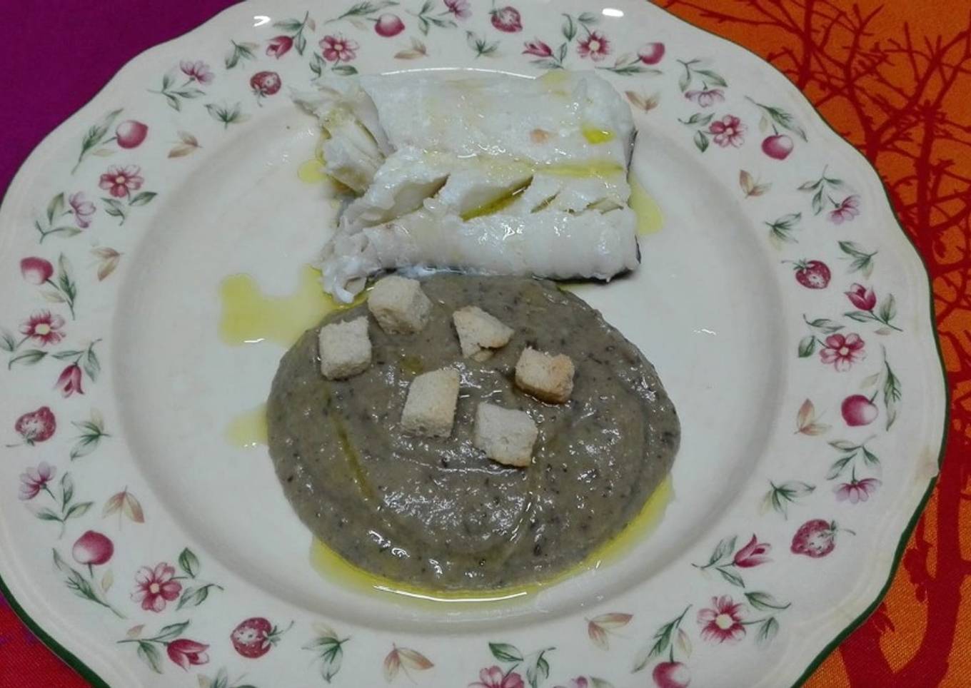 Bacalao al vapor con crema de berenjenas