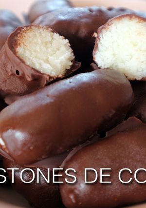 Una foto de BASTONES de COCO o BOMBONES de COCO