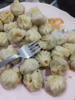 वेज मोमोज (Veg Momos recipe in hindi) रेसिपी मुख्य फोटो