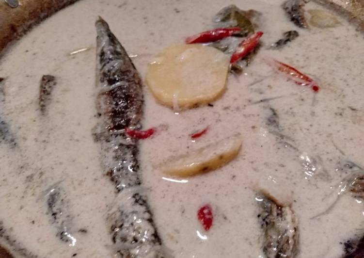 Resep Gulai Pindang Putih khas Padang yang Enak Banget