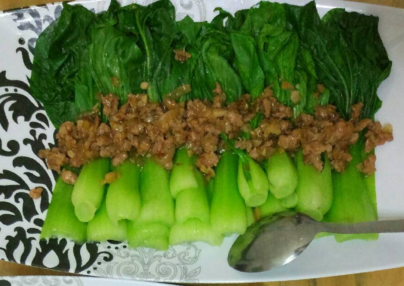 Pakcoy siram ayam cincang
