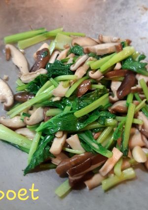 Foto resep Tumis Sawi Hijau(Caisim) Jamur Kancing
