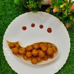 Mini potato balls A picture of Mini potato balls.