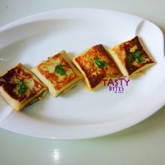 A picture of Savoury crepes.