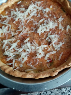 Una foto de Quiche de atún y pimientos