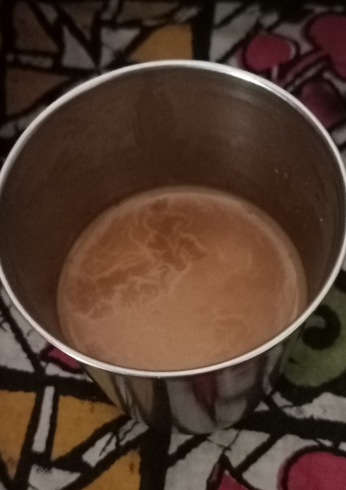 দুধ চা (doodh cha recipe in Bengali) রেসিপির প্রধান ছবি