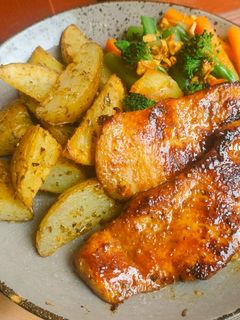 Foto resep Ayam Panggang dan Potato Wedges