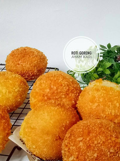 Foto resep Roti Goreng isi Ayam Kari