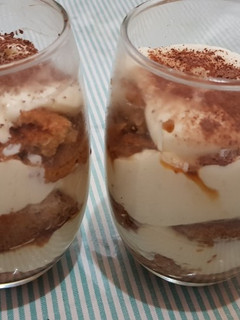 Una foto de Tiramisú (súper fácil)