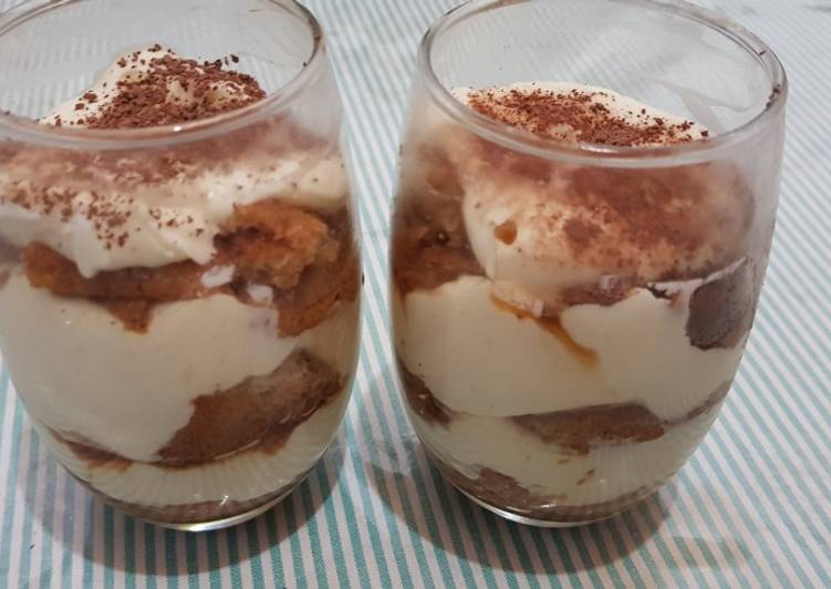 Tiramisú (súper fácil)