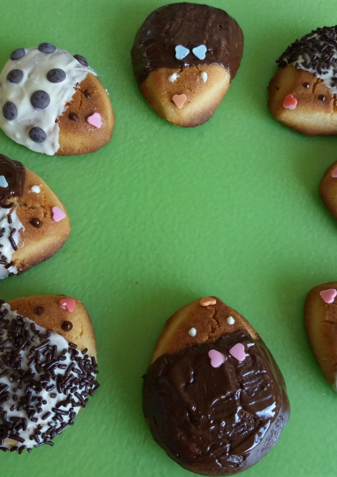Una foto de Galletas de almendras erizables🐗