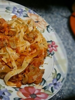 Una foto de Tagliatelle con Champiñones y Bacon