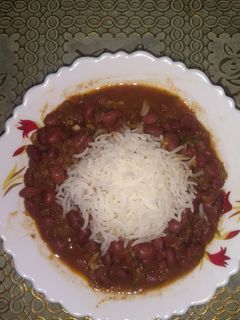 राजमा चावल (Rajma Chawal Recipe in Hindi) रेसिपी मुख्य फोटो