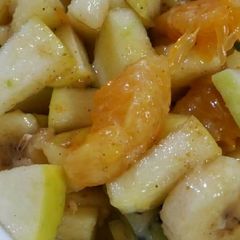 A picture of Fruit chaat.