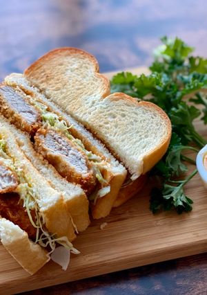 A picture of Hire-Katsu Sando (Fried fillet pork Tonkatsu sandwich).