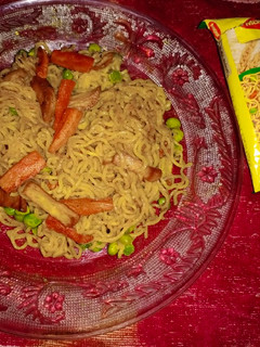ভেজ আটা ম্যাগি (Veg Aata Maggi recipe in bengali) রেসিপির প্রধান ছবি