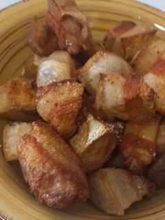 Una foto de Chicharrones de cerdo 🐷