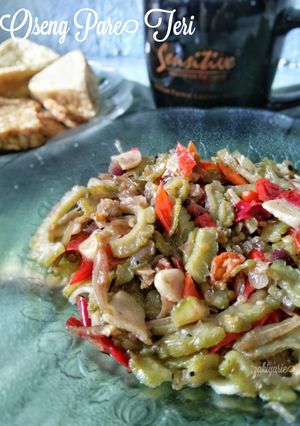 Foto resep Oseng Pare Teri Pedas