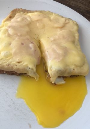 Una foto de Tostada rellena