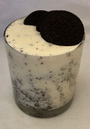 A picture of Cookies And Cream.