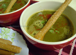 A picture of Palak Dal Shorba (Spinach-lentil Soup).