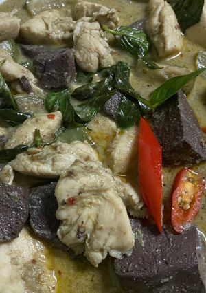 รูปของ แกงเขียวหวานสันในไก่