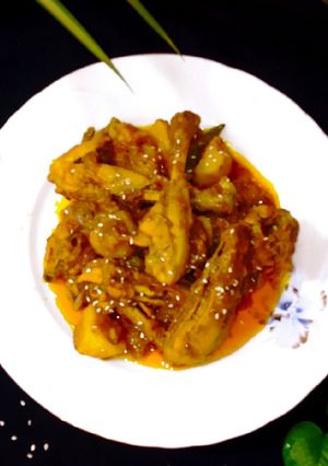 নারকেলের দুধে চিকেন ভুনা রেসিপির প্রধান ছবি