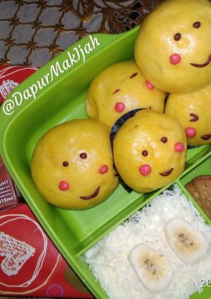 Foto resep Bekal Anak (Mantou Emoji & Salad Buah)