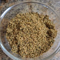 A picture of Curry leaves chutney.