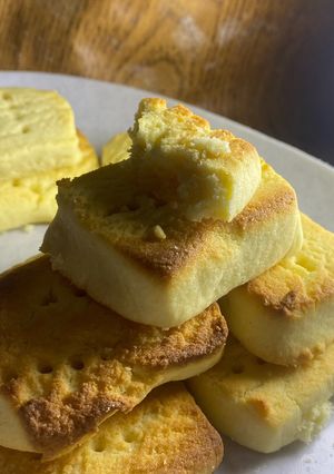 A picture of Maize flour Butter cookes.