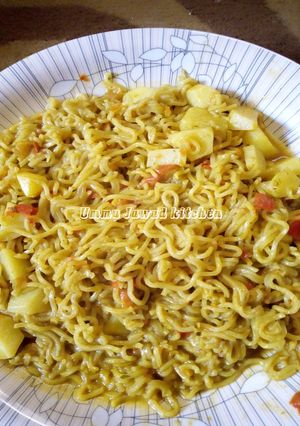 A picture of Noodles with Irish potatoes.