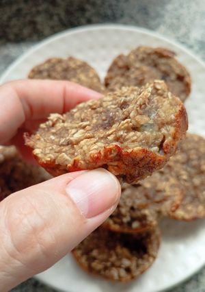 Una foto de Galletitas de banana y avena