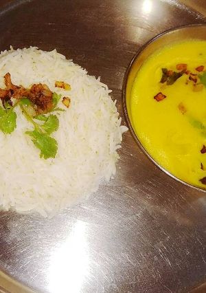 A picture of Kardi chawal.