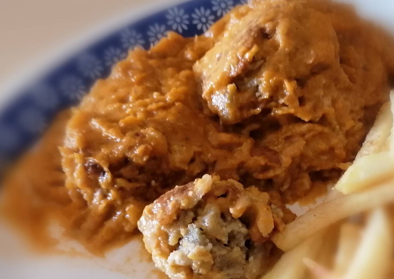 Albóndigas de berenjena en salsa de tomate