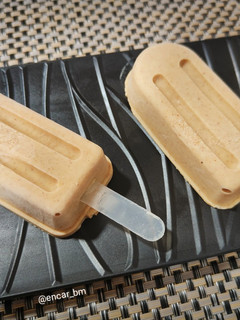 Una foto de Helado proteico de cacahuete