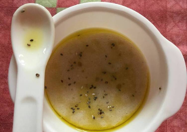 Langkah Mudah untuk Menyiapkan Mpasi 6m Pure pisang+evoo+Chiaseed, Lezat