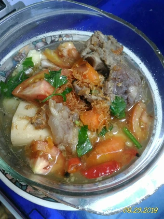 Cara Mudah Menyiapkan Resep *Sop tulang sapi berempah&mldr;😊 yang Enak
