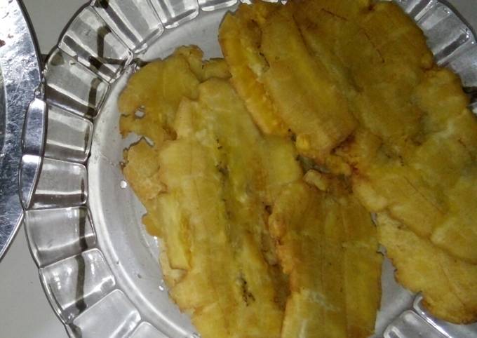 Pisang epe/pisang peppe/sanggara peppe bersama sambal terasi