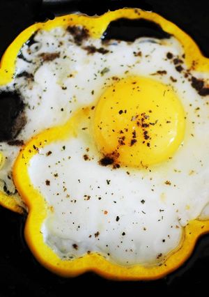 A picture of Sunflower eggs.