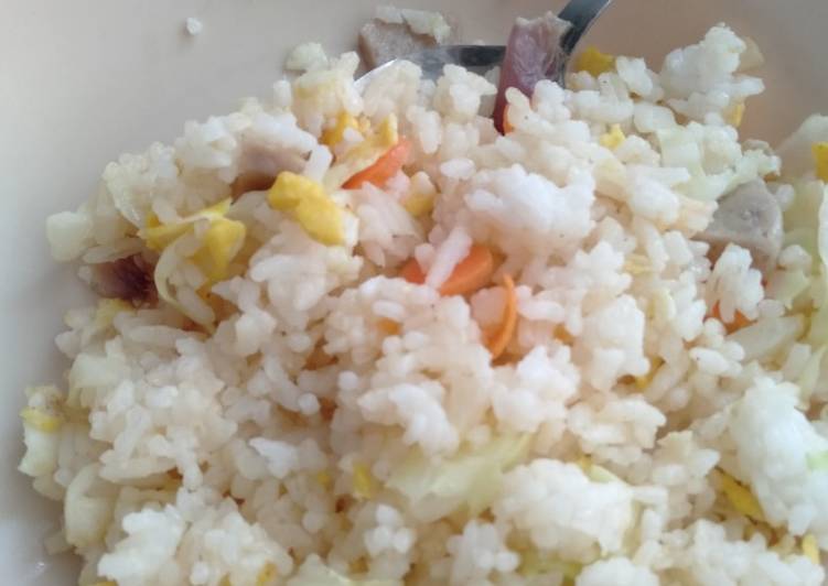 Cara Gampang Menyiapkan Nasi Goreng Mama Suka Baso Sapi, Bikin Ngiler