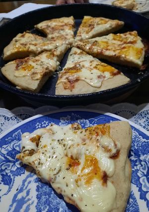 Una foto de Pizza sencilla para picnic improvisado