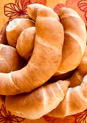 Kifli és zsemle recept fotója