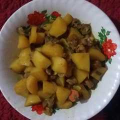 รูปของ Semur daging sapi plus kentang