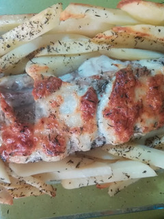 Una foto de Solomillo al estilo Orlof con patatas