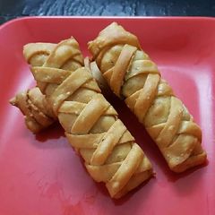 A picture of Braided Samosas.