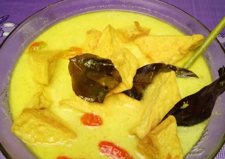 Sayur tahu kuah santan