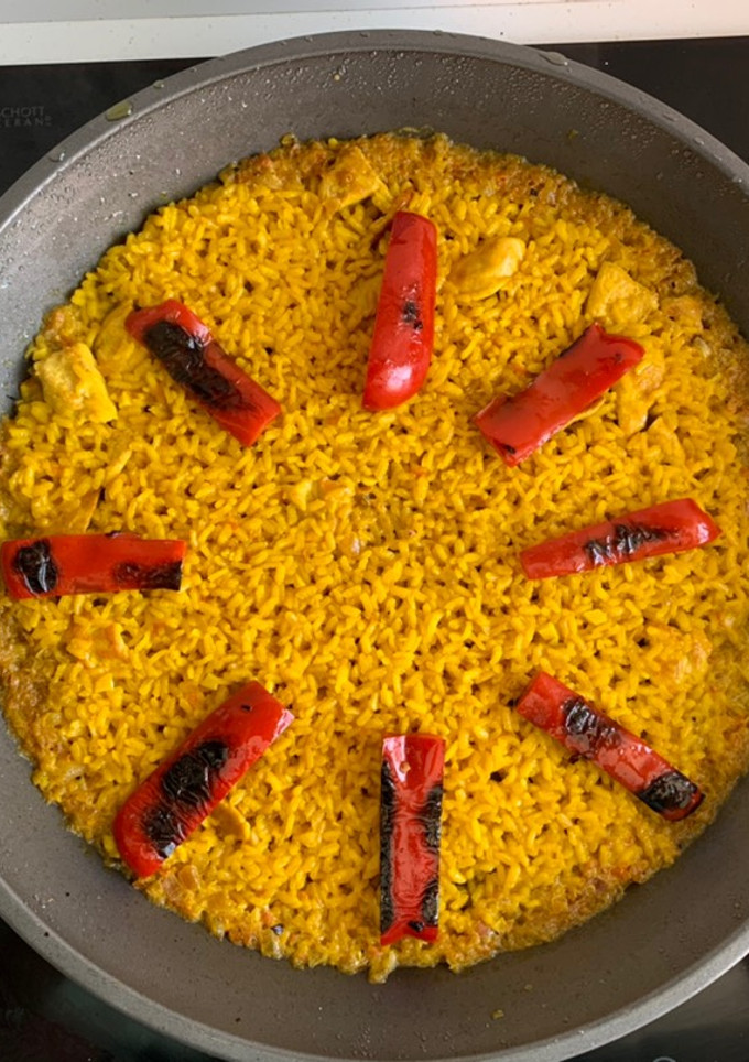 Una foto de Arroz con pollo