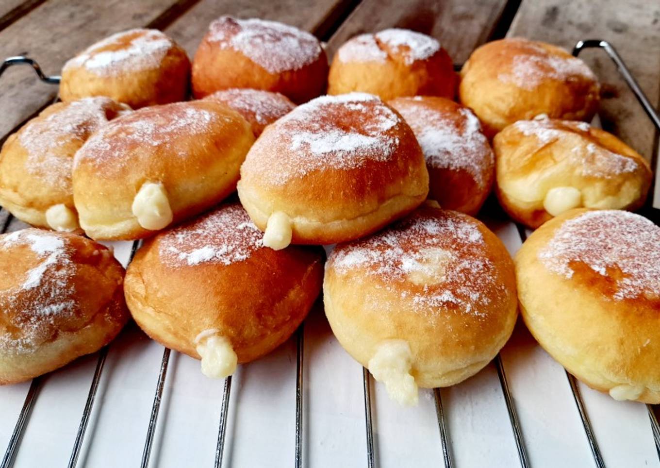 Donat bomboloni isi vla